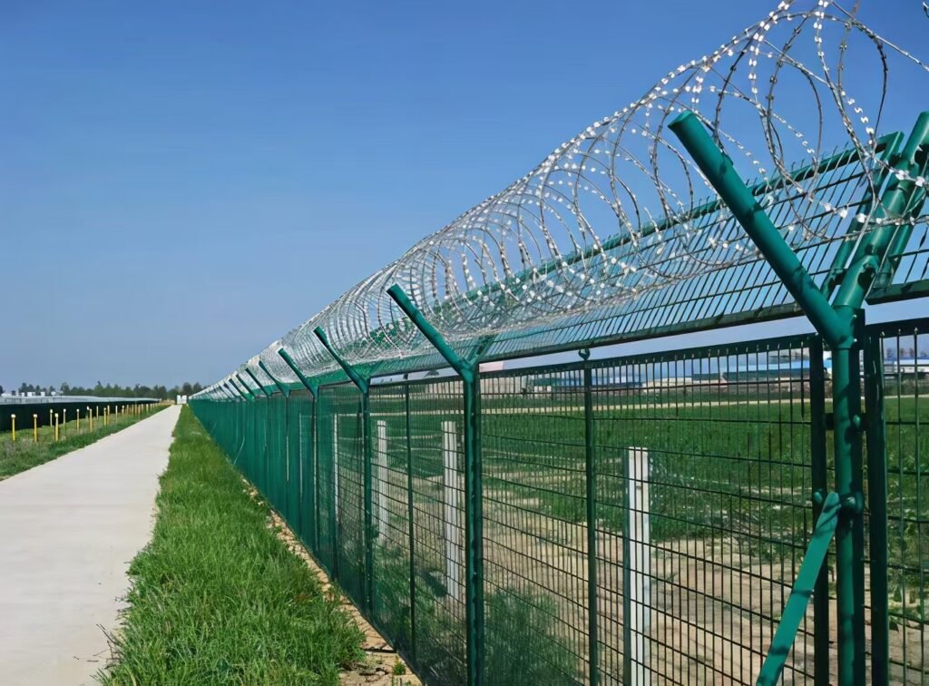Chain Link Fencing & Barbed Wire Fence